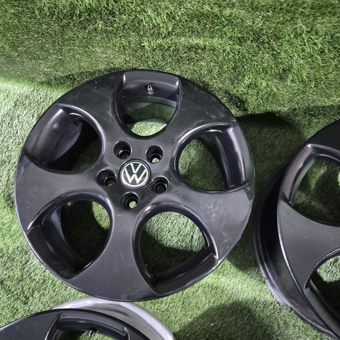 Jante Golf Gti R 17 5x112