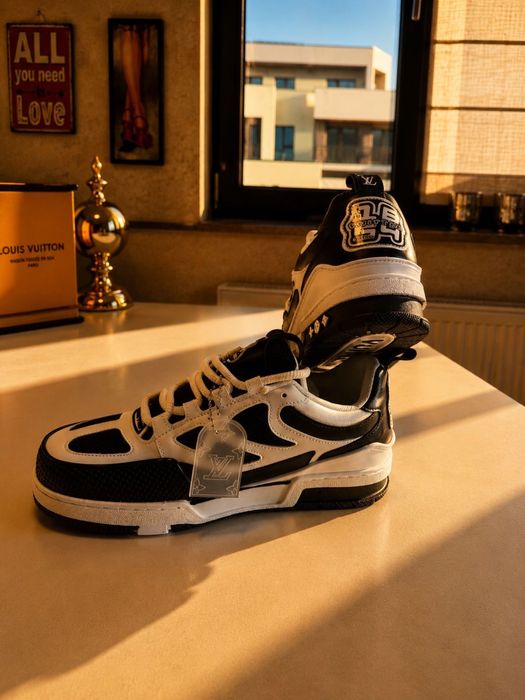 Louis Vuitton Skate Black&White Edition