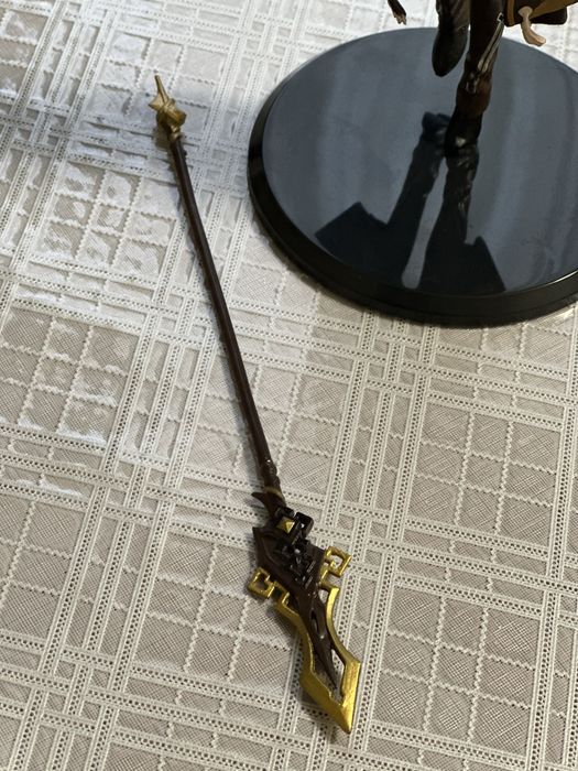 Фигурка из Genshin Impact