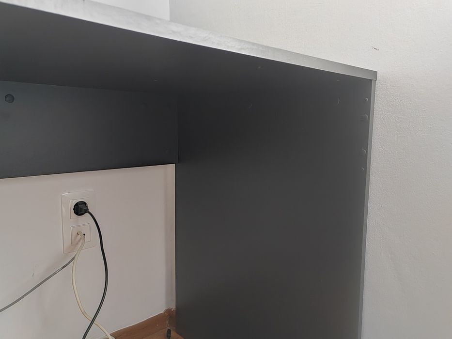 Birou (de colt) reversibil, Íróasztal