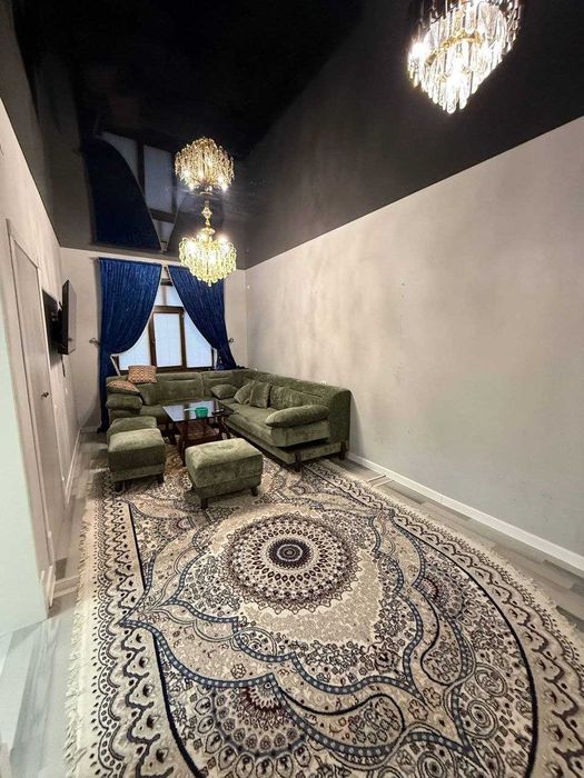 Самарканд ш. Азиз бозор худудида жойлашган 2 хонали квартира сотувда