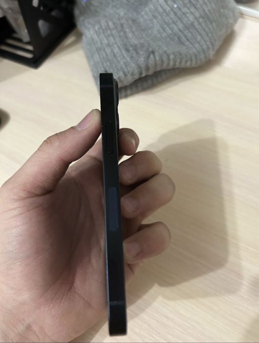 Продам Iphone 13mini 256gb