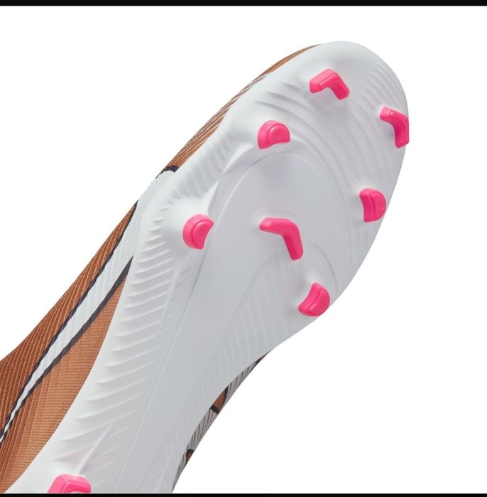 Se vinde ghete nike vapor 15 club mercurial