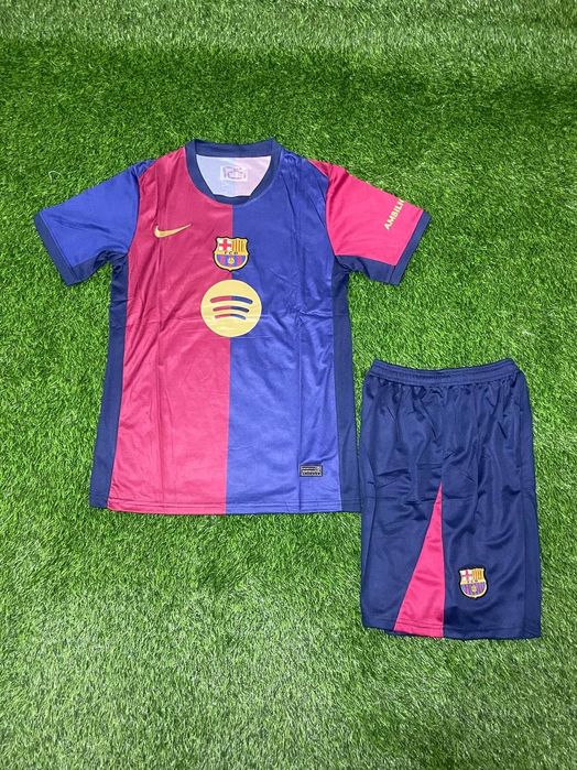 Футбольный футбол форма futbol forma butsa sarakanojka kaptok top buts