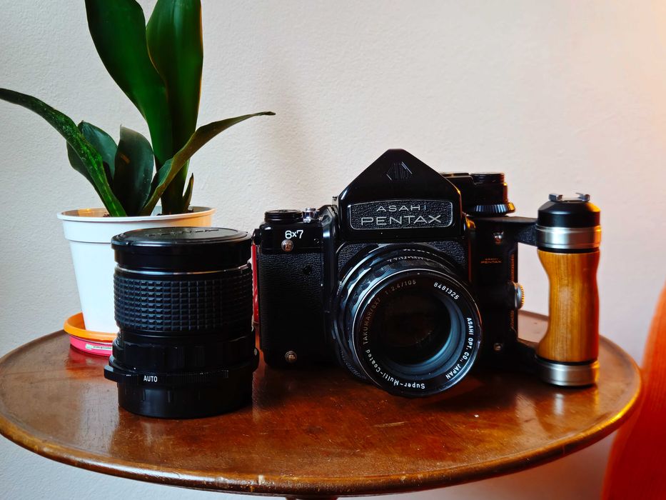 Продавам Pentax 6x7 MLU