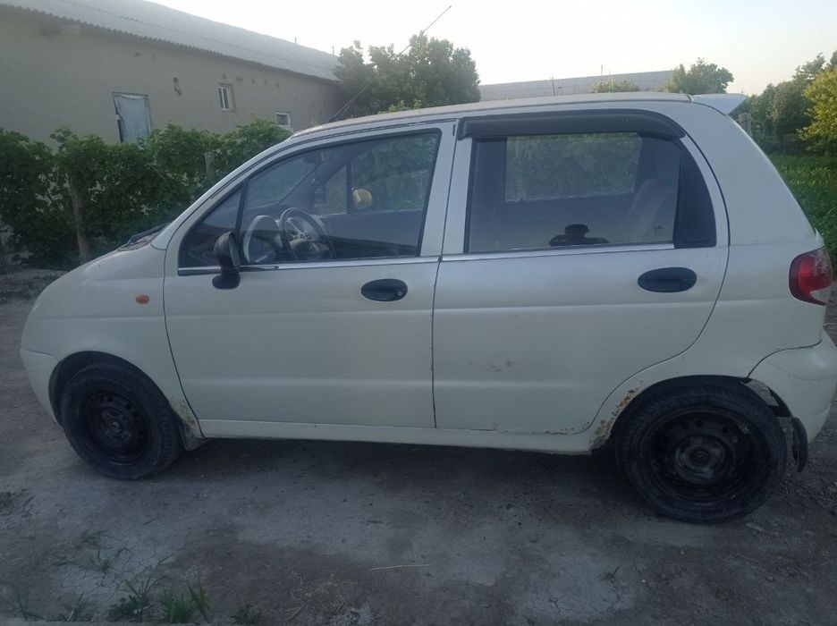 Matiz sotiladi yili 2002 . 30% kraska. Mator karopka xadavoy zo‘r...