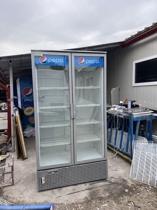 Vitrina dubla 8 polite etajere / 120cm latime