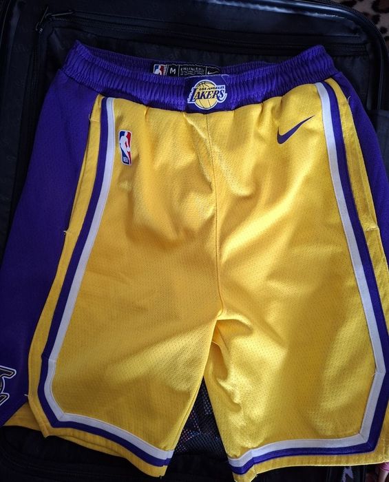 Продам шорты Nike Lakers NBA