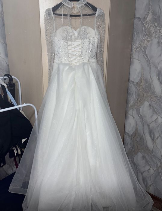 Продам свадебное платье