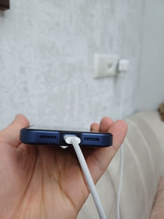 Iphone 17 pro 256 sim+esim  ideal 52sikl srocna