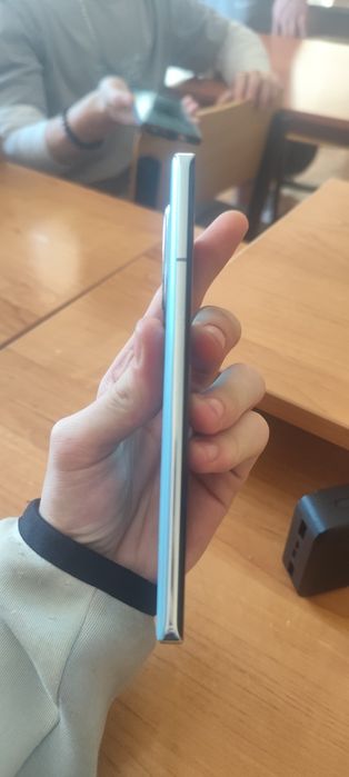 Обменяю VIVO X100