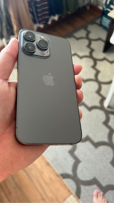 Продаю Айфон 13 ПРО/128