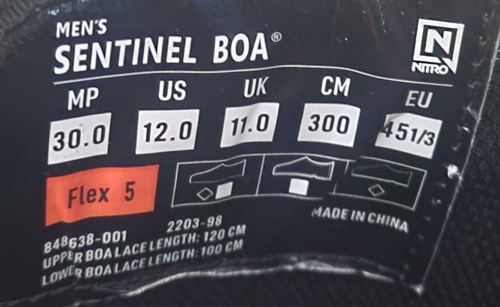 Boots snowboard Nitro Sentinel dublu Boa, marimea 45, aproape noi