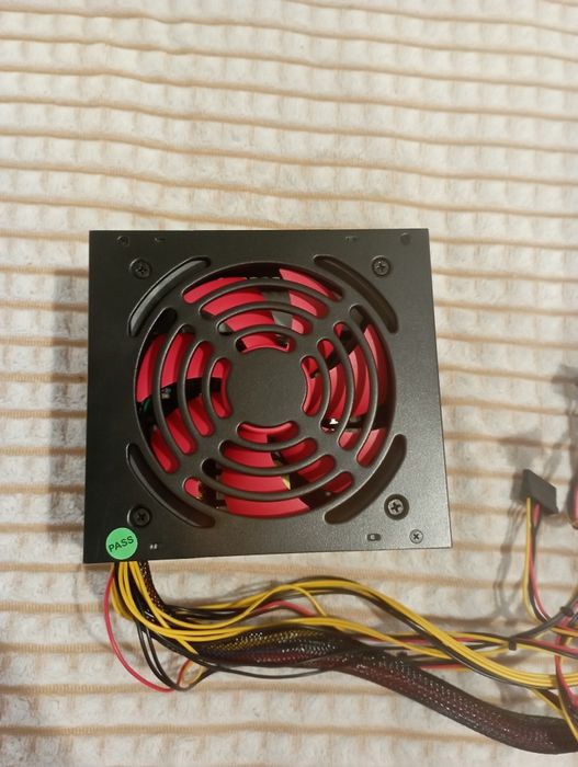 продаю НОВЫЙ БП 400вт