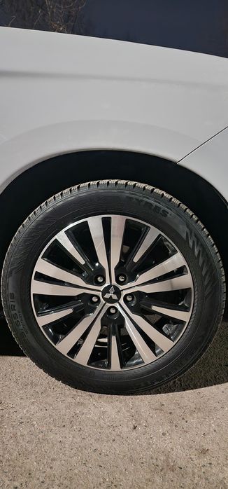 Mitsubishi outlander,