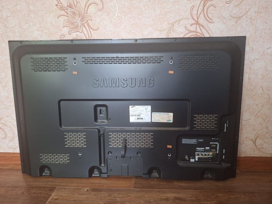 жидкокристаллический  телевизор самсунг