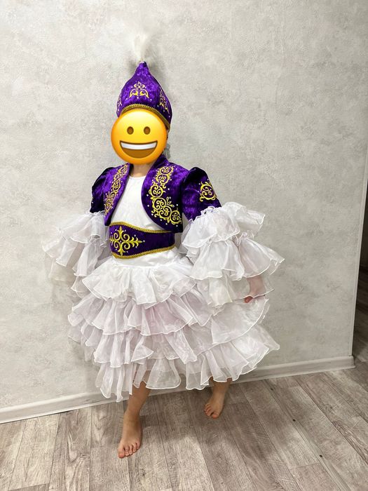 Прокат национальных костюмов .