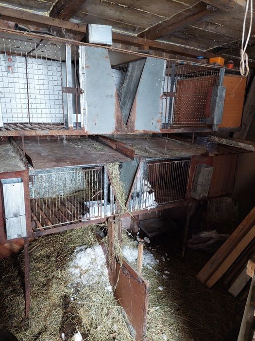 Продам клетки для кроликов