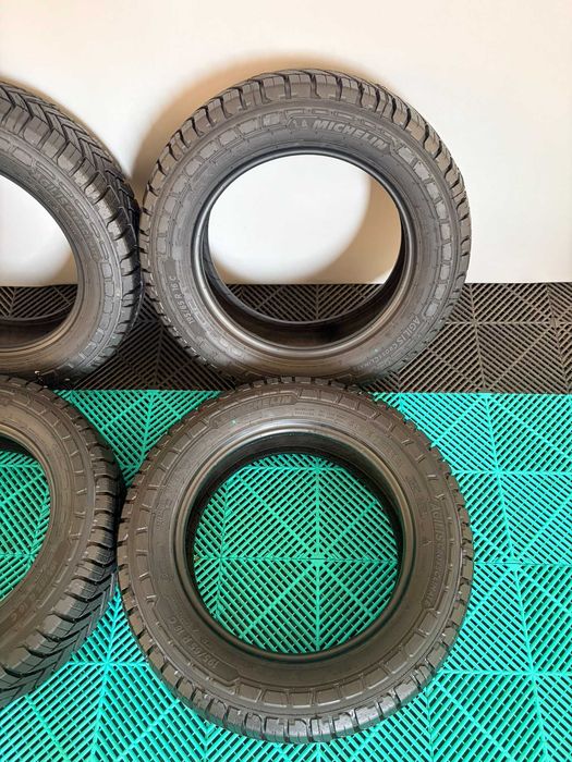 Set anvelope noi all season 195 65 R16C Michelin Agilis CrossClimate 104/102R dot decembrie 2025