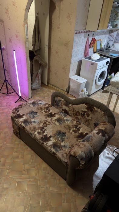 Продам диван раздвижной