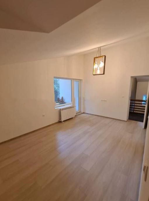 Дава се под наем Къща в София, Драгалевци - 270 кв.м за 2099 € - Снимка #17