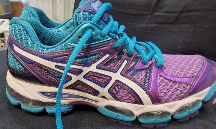 Asics Gel Evate 2 номер 38.5