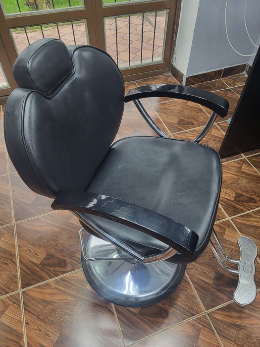 Kreslo sartaroshxona uchun