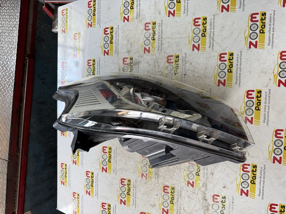 Far dreapta Nissan Primastar Renault Trafic 3 Fiat Talento 2016-2020