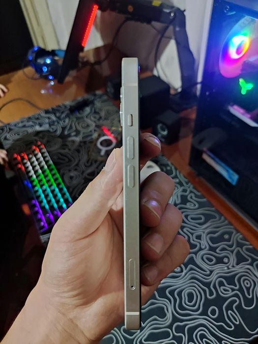 iPhone 13  128gb