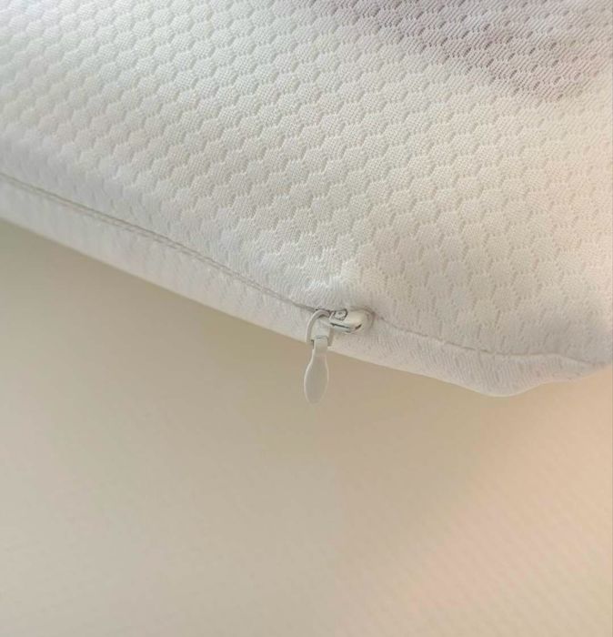 Подушка с гелевой прослойкой