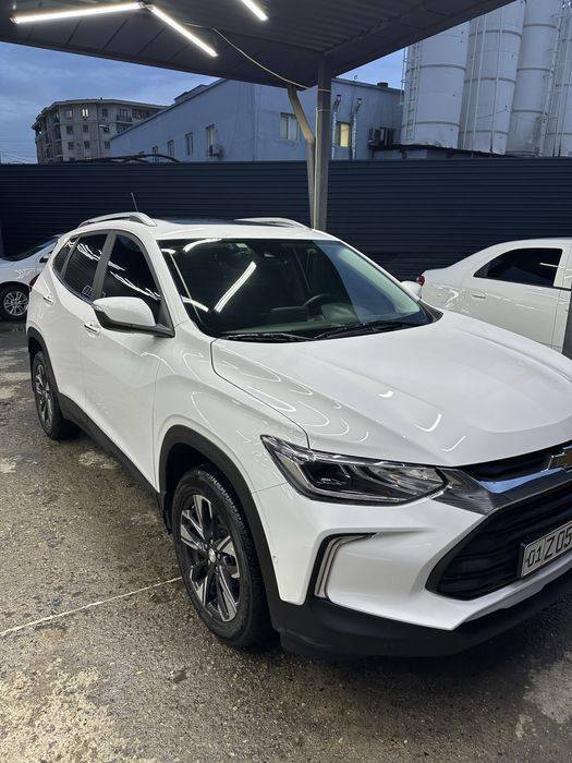 треккер 2 сотилади 2023