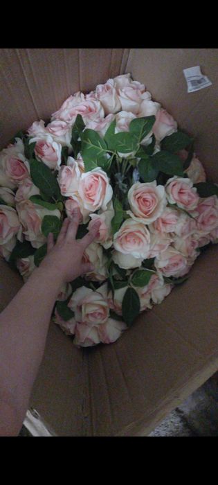 Продам искусственные цветы для интерьера