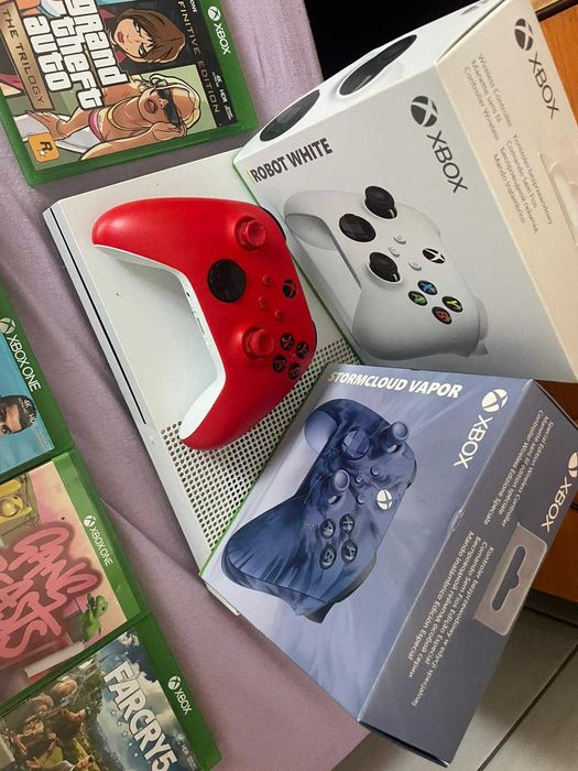 Vand Xbox One S pachet complet