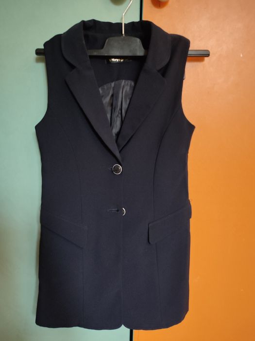 Продам школьную форму для девочки