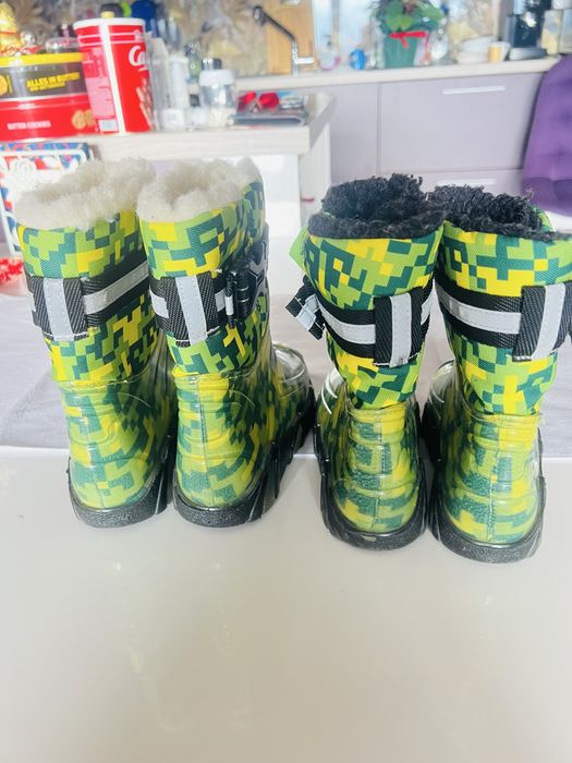 Детски зимни ботуши и апрески