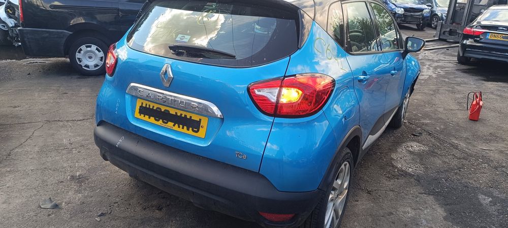Dezmembrez Renault Captur (J87) [Fabr 2013-2017]