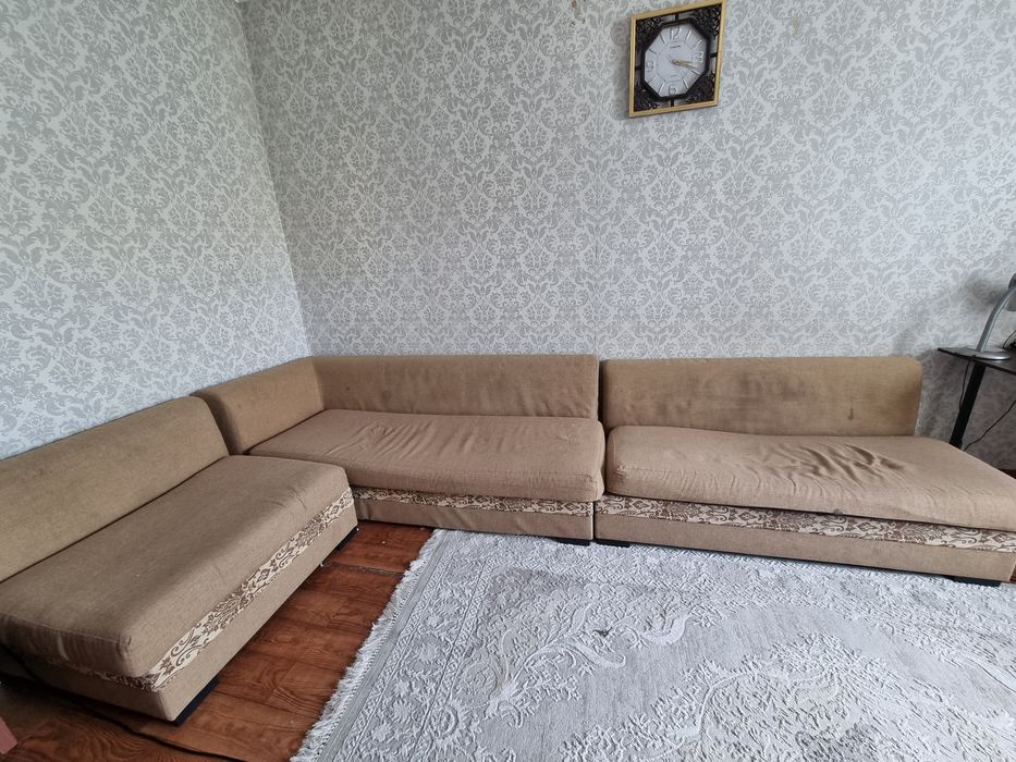 Продам б/у диван