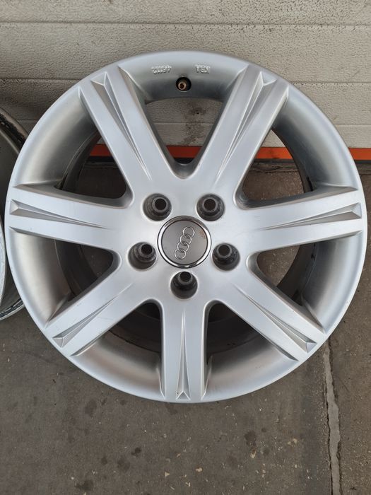 Оригинални джанти за АУДИ AUDI VW SEAT SKODA R16 5x112 ET42 7J