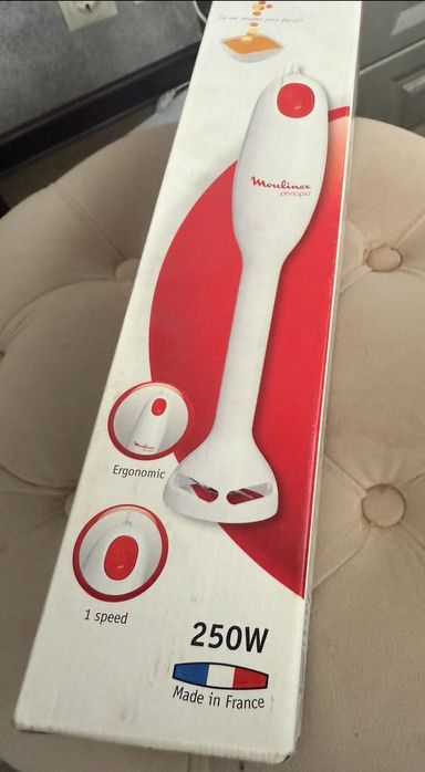 Продам ручной блендер