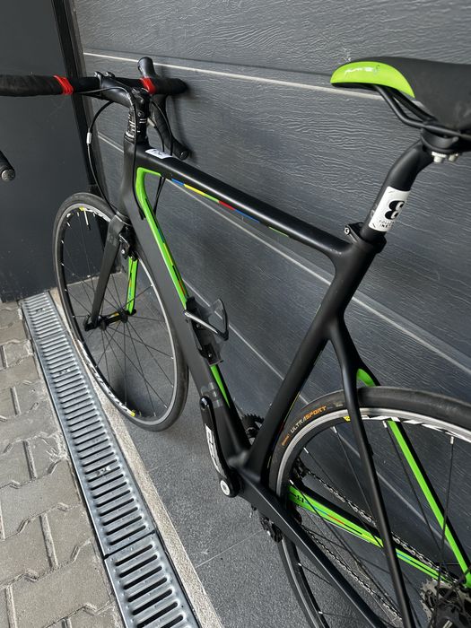 Карбонов шосеен велосипед Intuition 13 Carbon 28” 56см 2x10