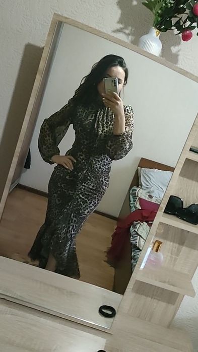 Продам вечернее платье почти новый