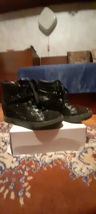 Юношески боти черни