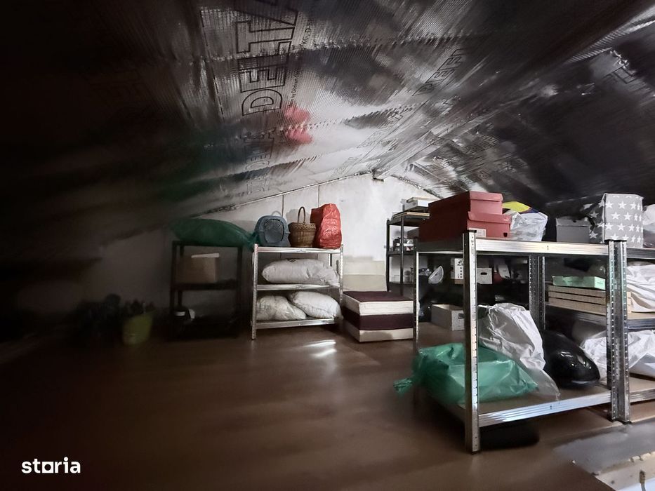 Casa P+1 cu curte proprie si 2 parcari, Pod izolat, Langa noua scoala