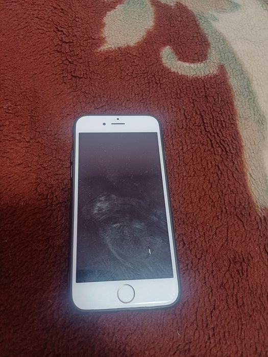 Продам телефон Айфон