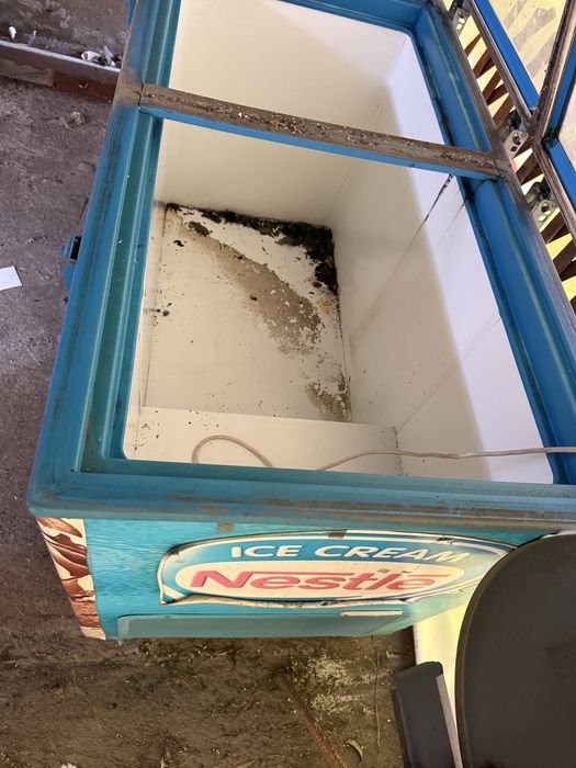 Vand vitrina frigorifica congelate buna