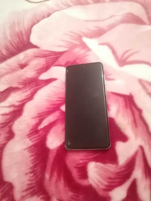 Doar vând urgent Samsung s20 5g funtionabil