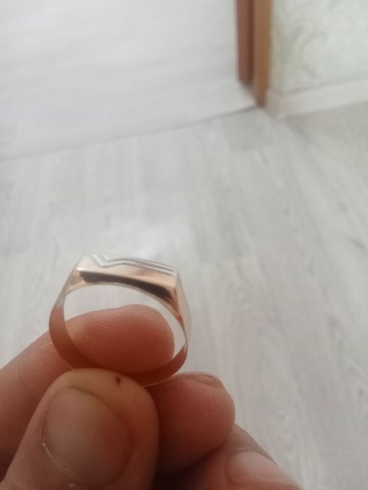 Продам печатку 585