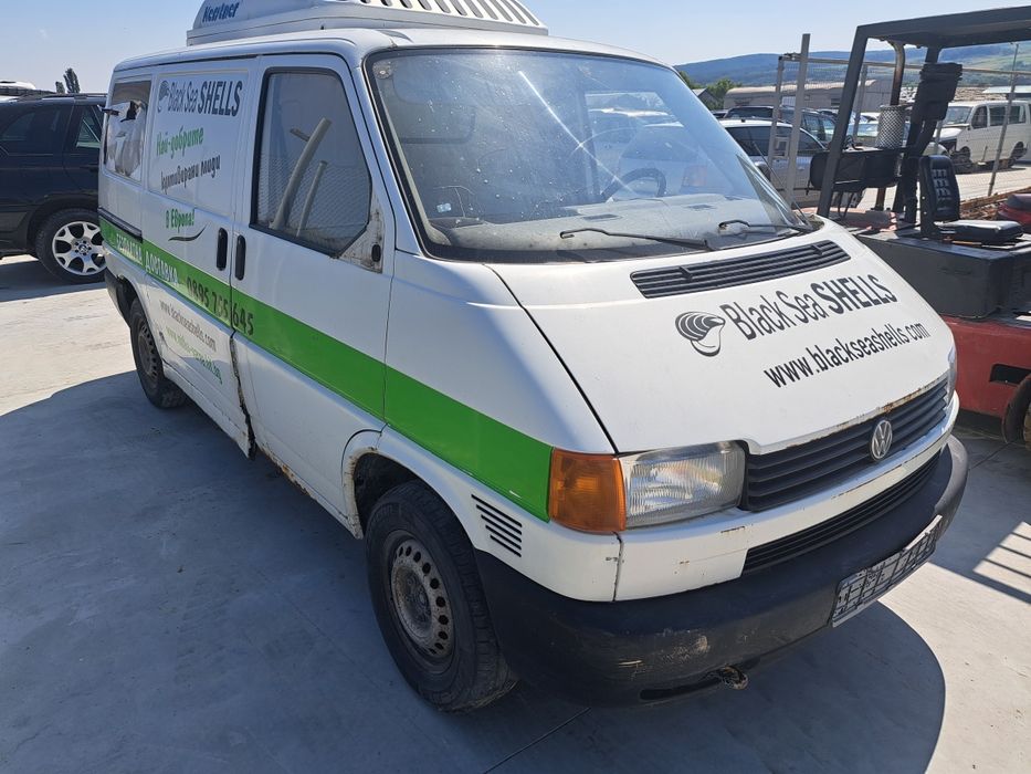 Фолксваген Транспортер Т4 2.4D хладилен VW Transporter T4 НА ЧАСТИ