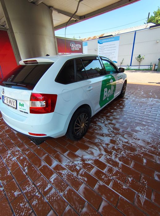 SKODA rapid 1.4 TDI an 2016