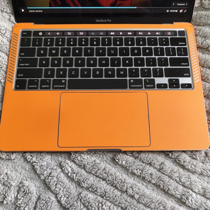 Продам macbook Pro 20 года